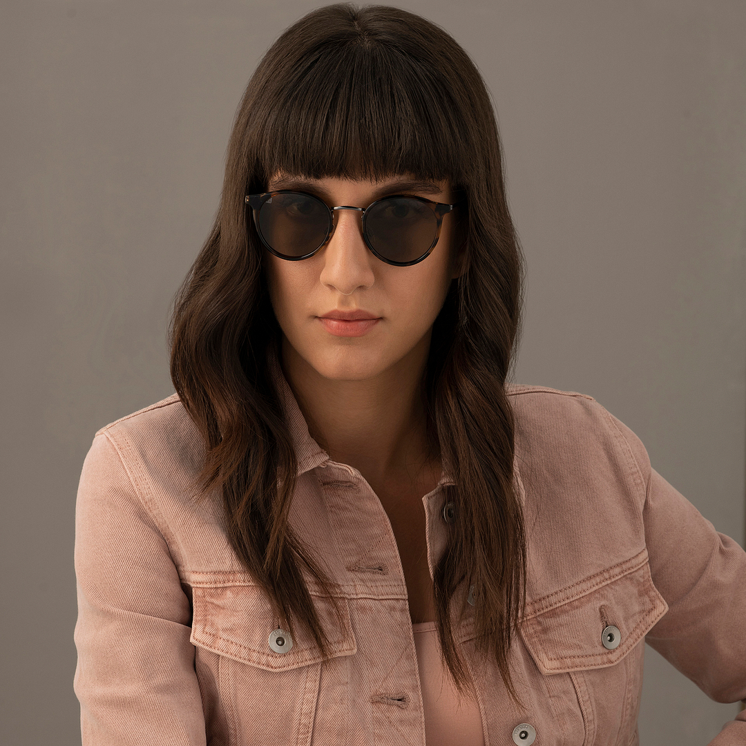 Vincent Chase Polarized Gunmetal Full Rim Round right side