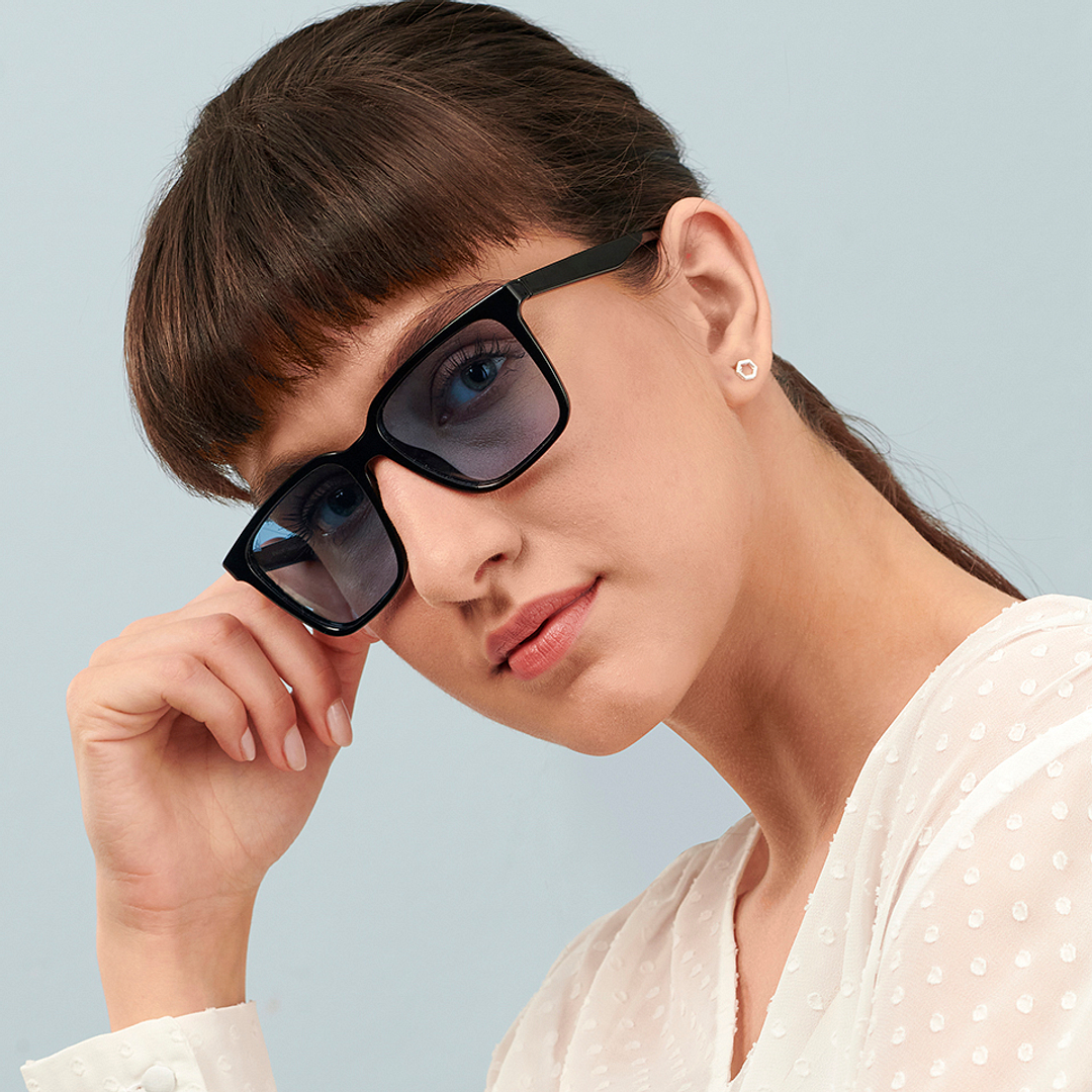 Vincent Chase Polarized Black Full Rim Square right side