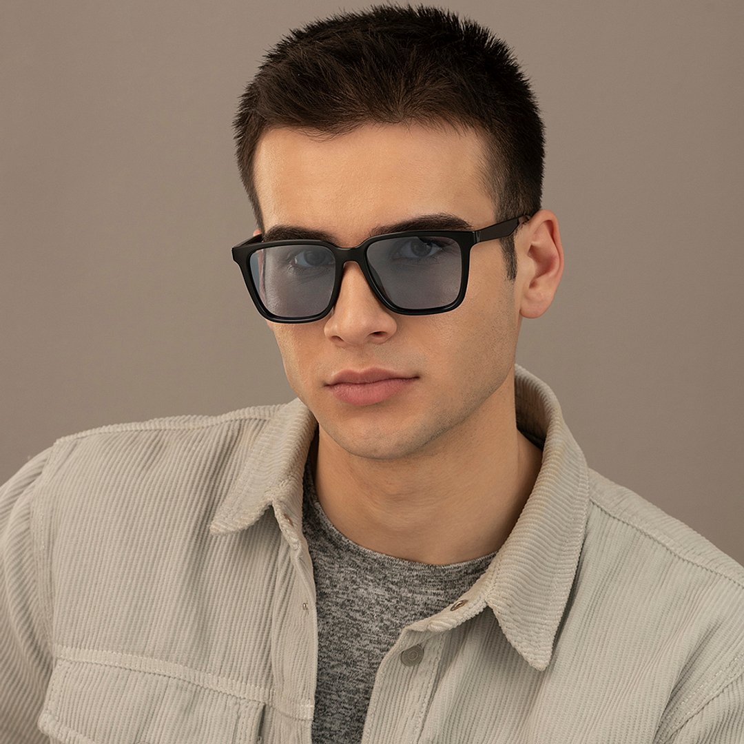 Vincent Chase Polarized Black Full Rim Square right side