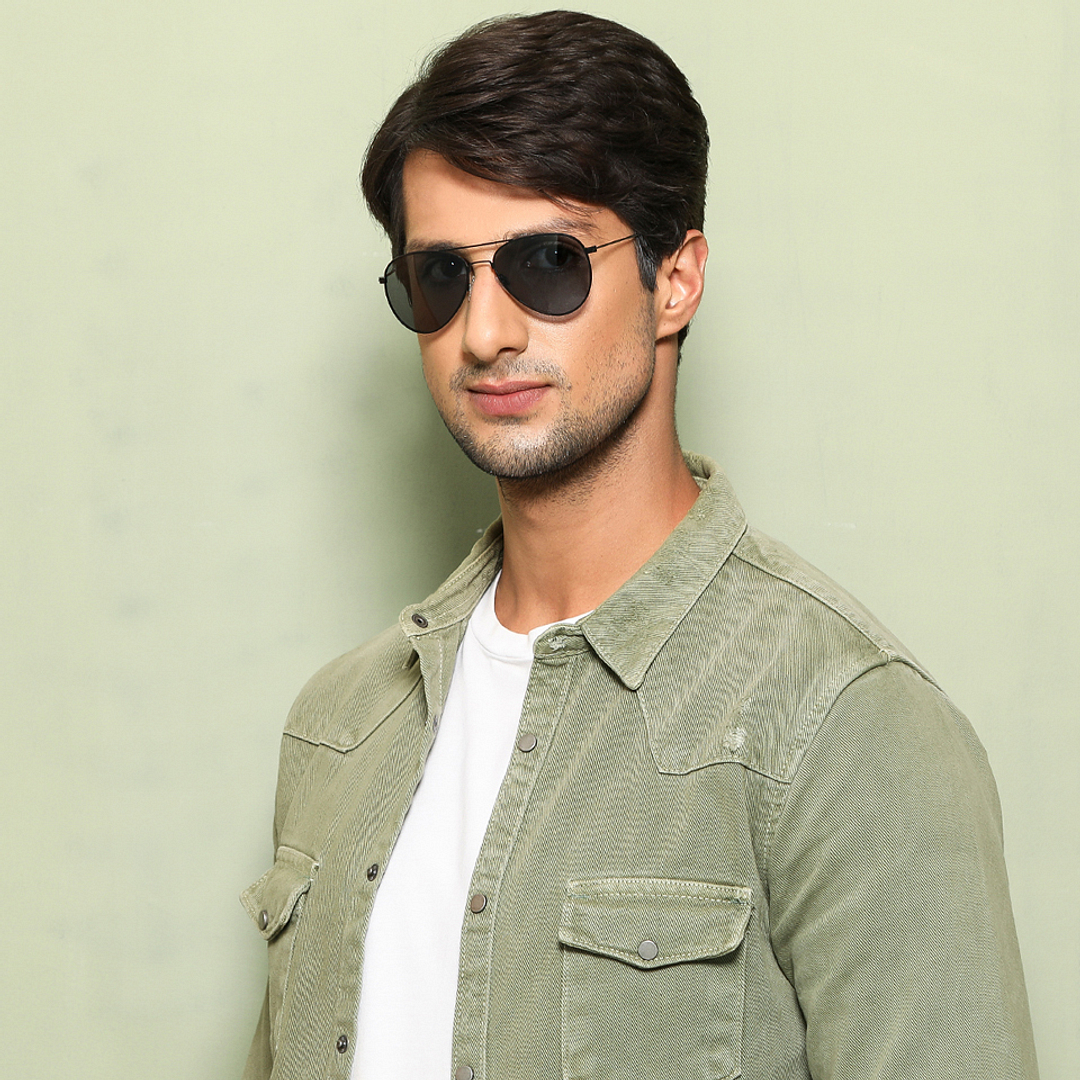 Vincent Chase Online Black Full Rim Aviator left side