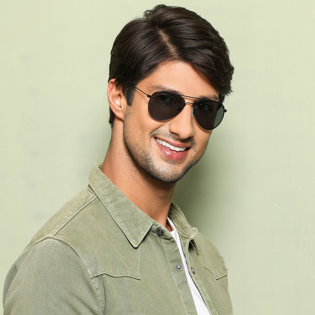 Vincent Chase Online Black Full Rim Aviator left side