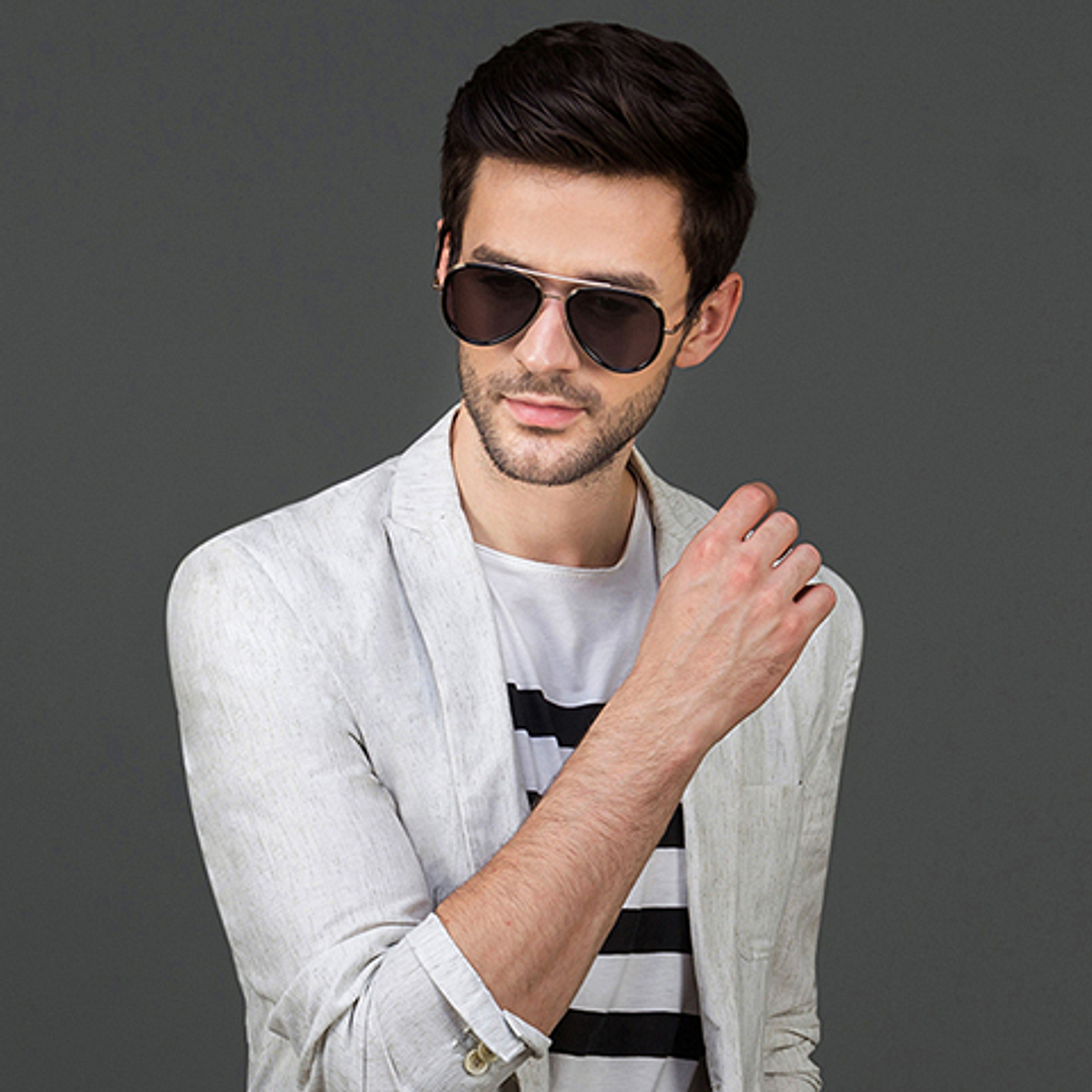 Vincent Chase Online Gold Full Rim Aviator left side