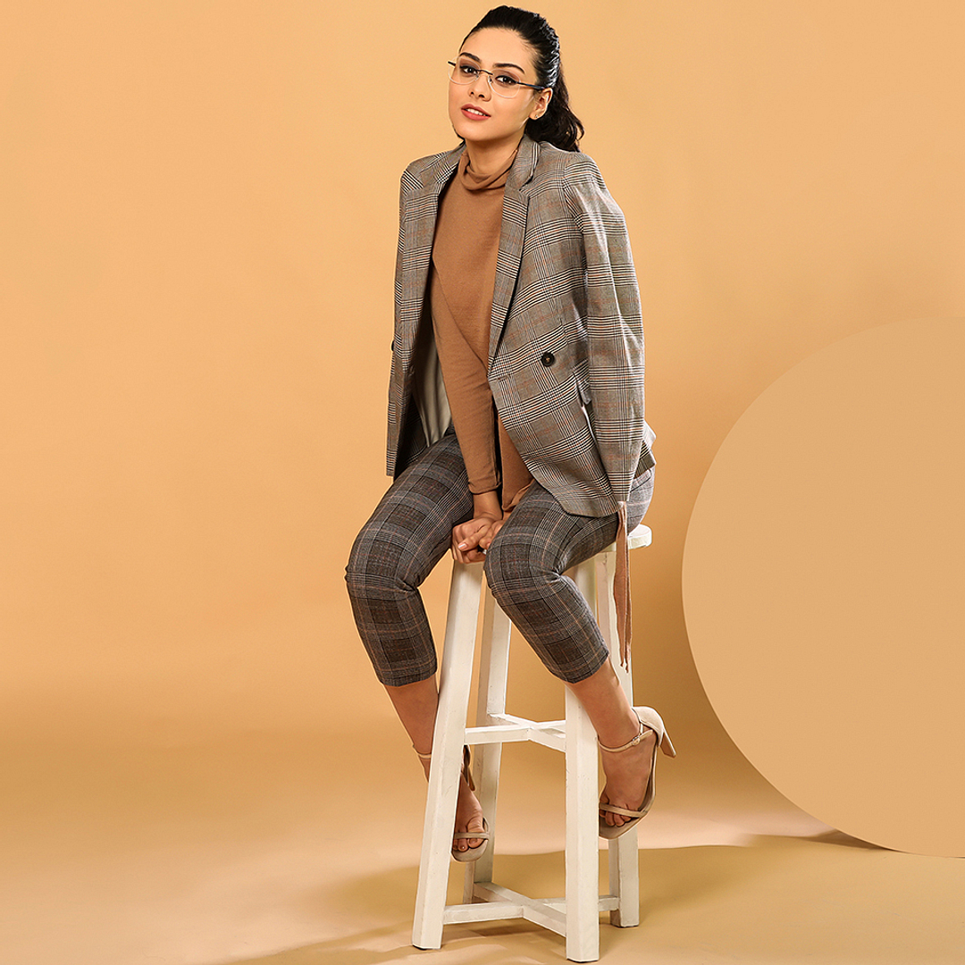 Lenskart Air Online Black Rimless Aviator right side