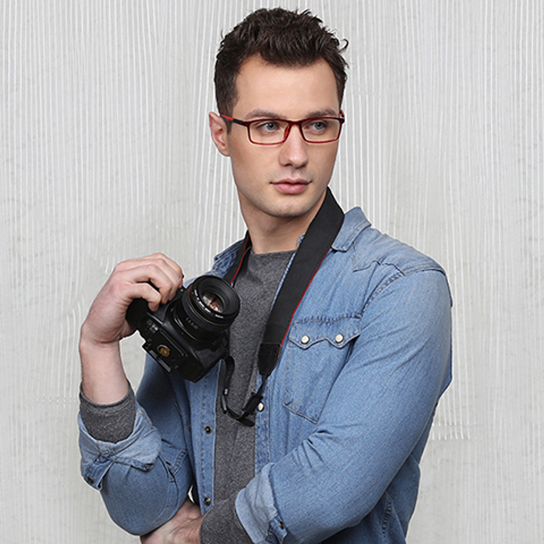 Lenskart Air Online Red Transparent Full Rim Rectangle left side
