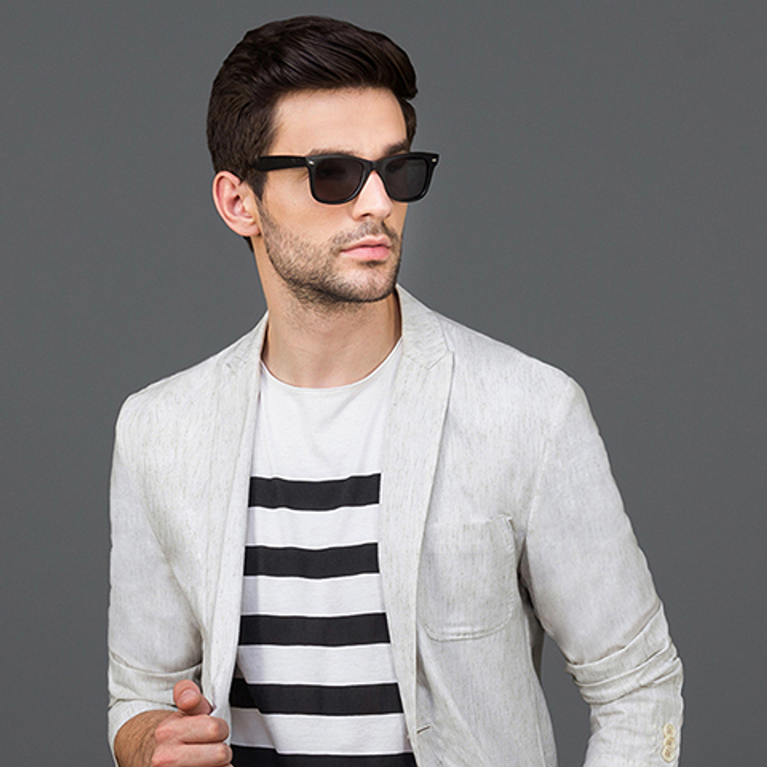 Vincent Chase Polarized Black Full Rim Square right side