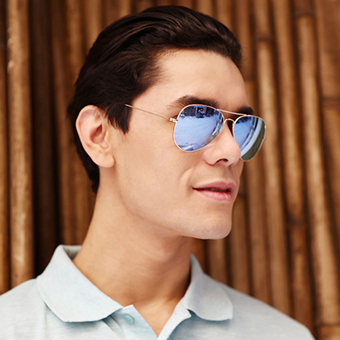 Vincent Chase Online Gold Full Rim Aviator right side
