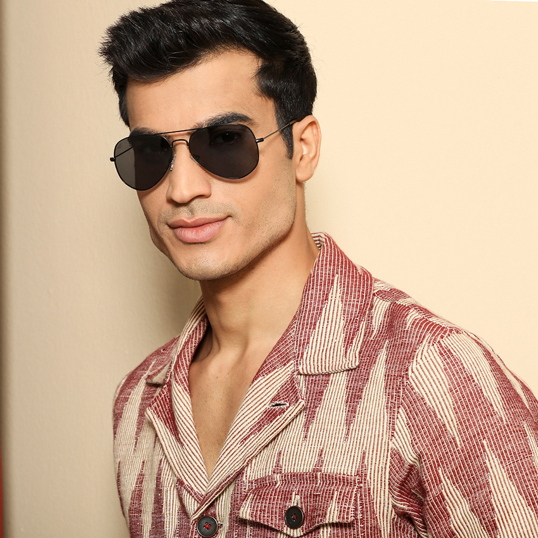 Vincent Chase Online Black Full Rim Aviator right side