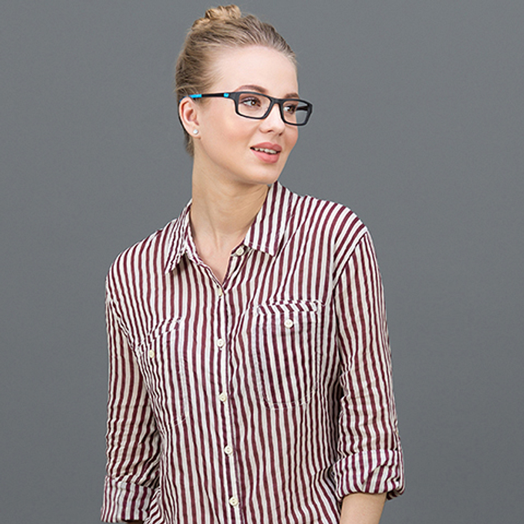 Lenskart Air Online Black Full Rim Rectangle right side