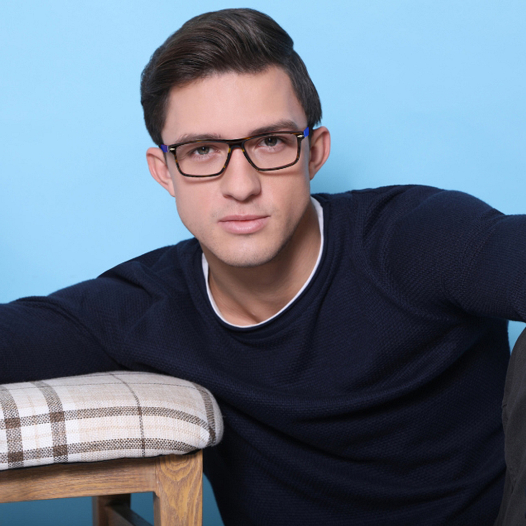 Vincent Chase Online Tortoise Full Rim Rectangle left side