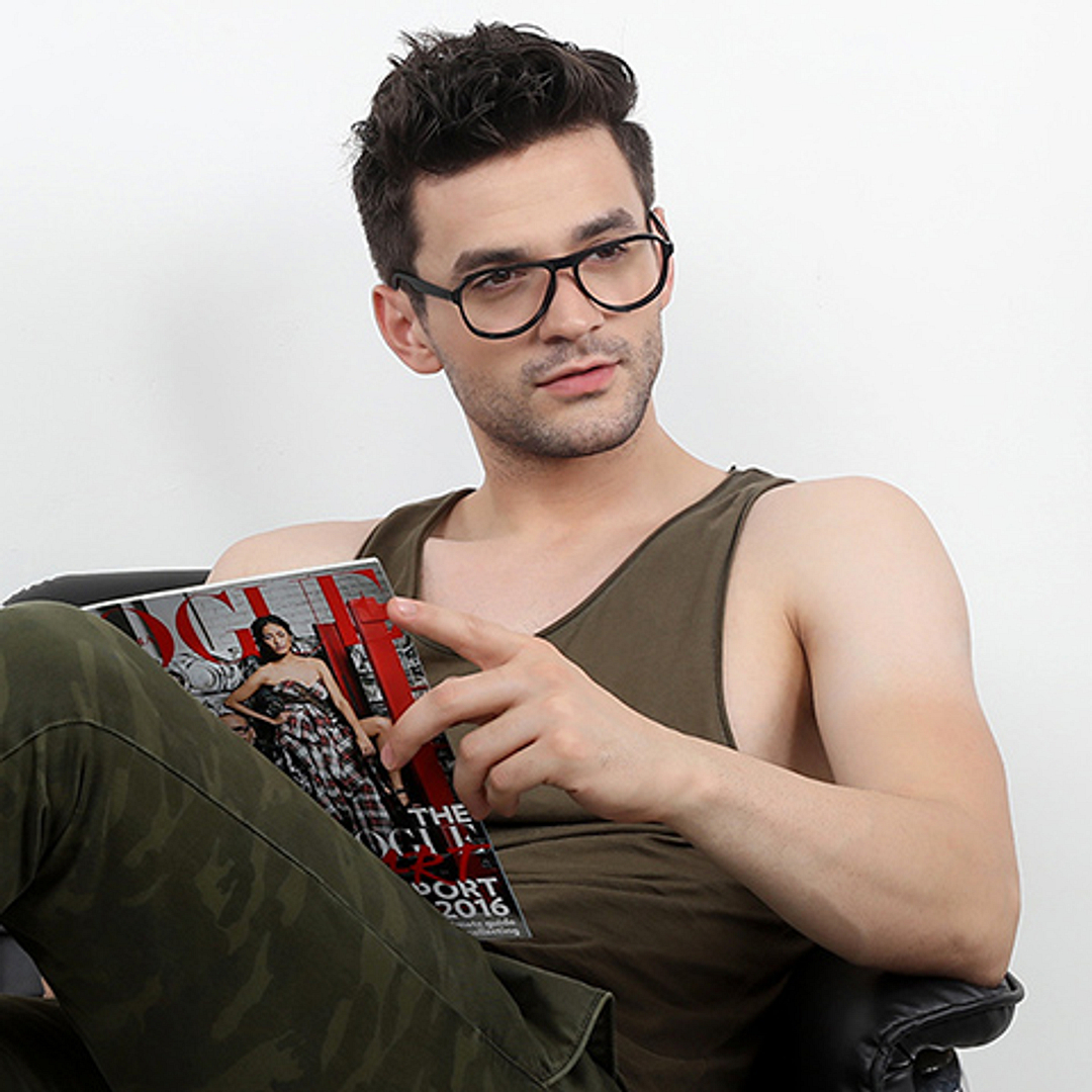 Vincent Chase Online Black Full Rim Aviator right side