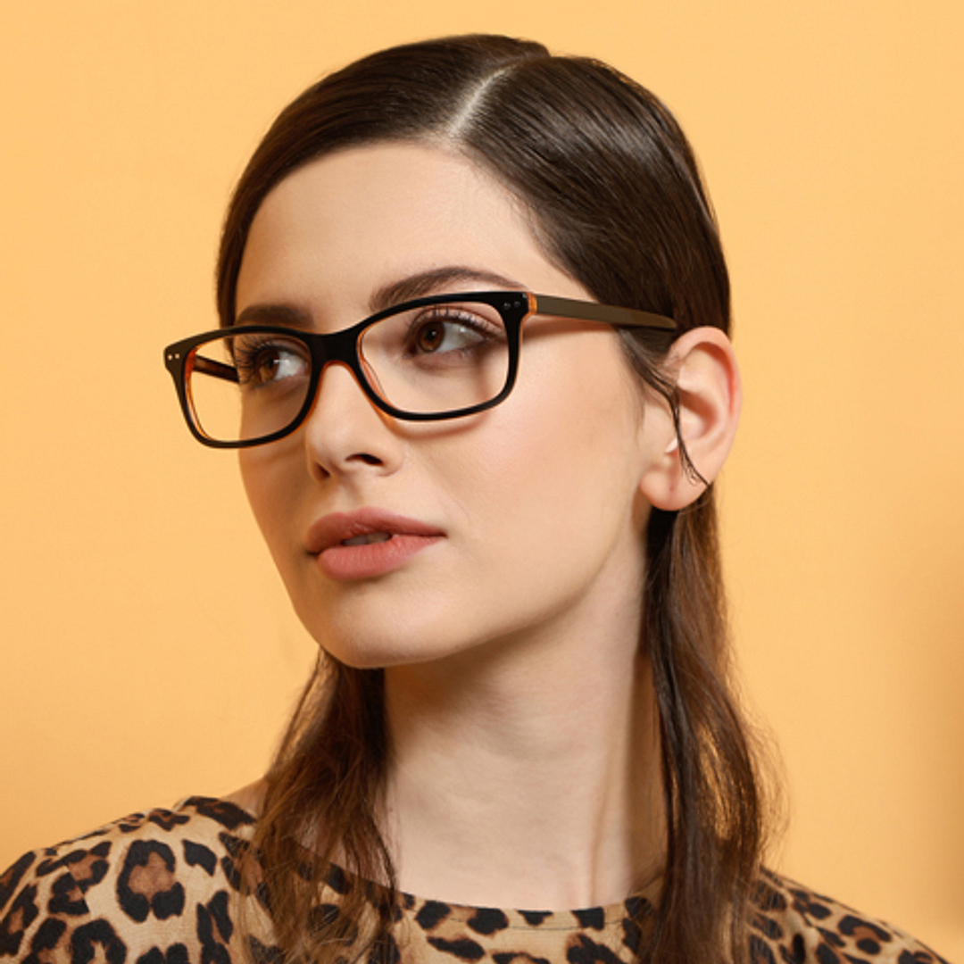 LENSKART BLU READERS Transparent Rimless Rectangle LENSKART BLU READERS VC E11335 Only for 4 Prefitted Powers left side