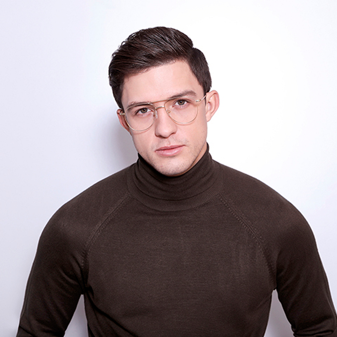 Vincent Chase Online Gold Full Rim Aviator right side