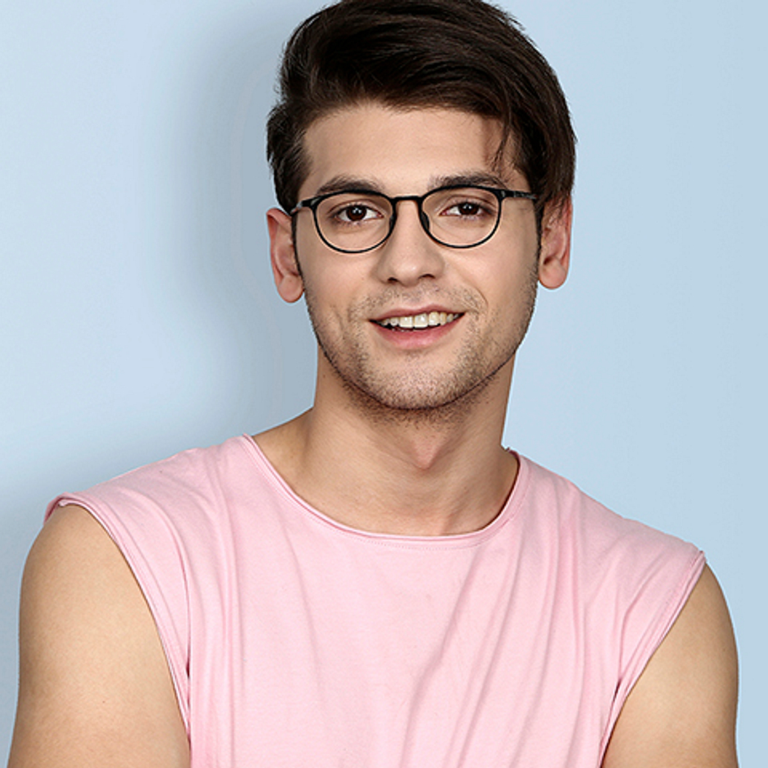 Lenskart Air Online Black Full Rim Round right side