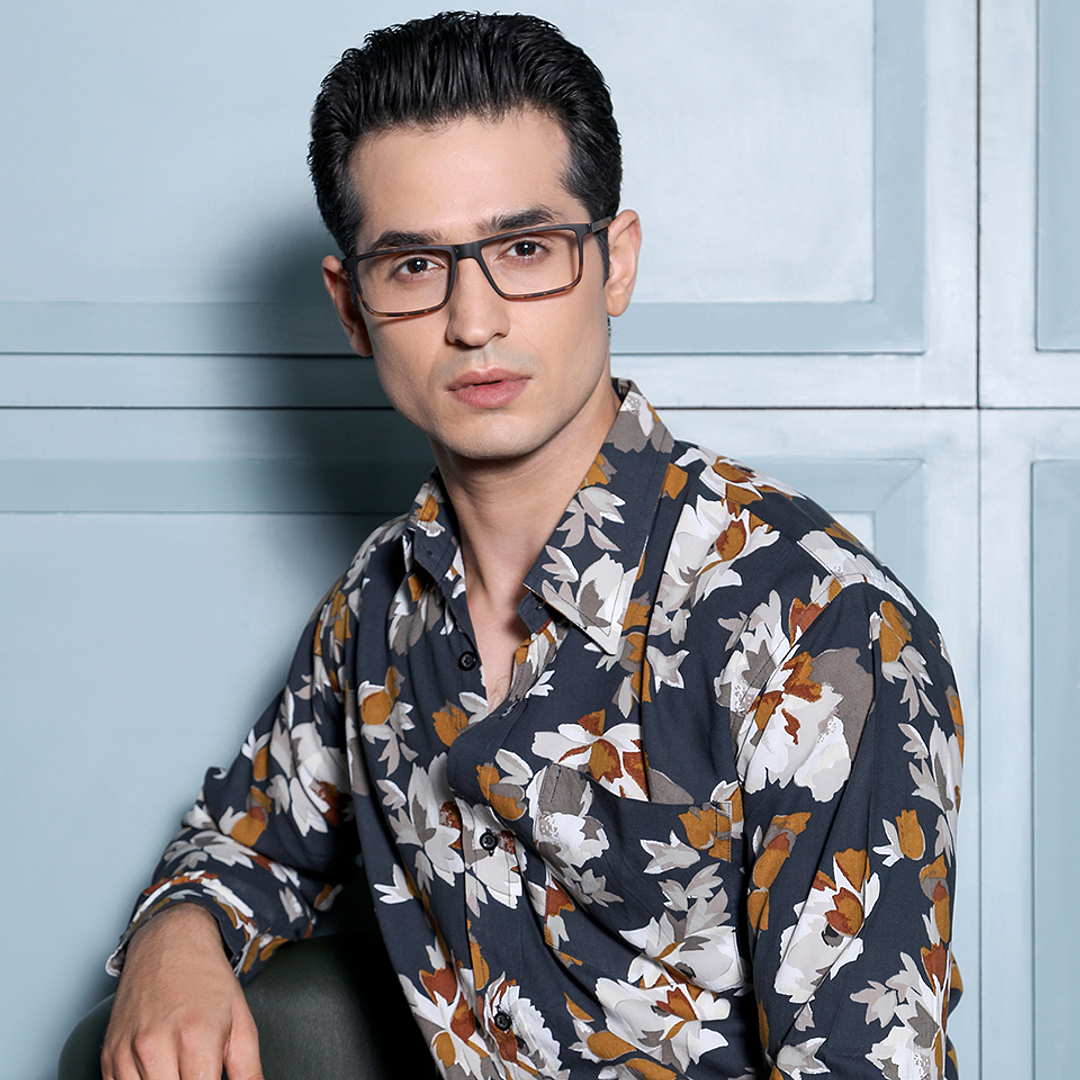 Lenskart Air Online Light Brown Full Rim Rectangle right side