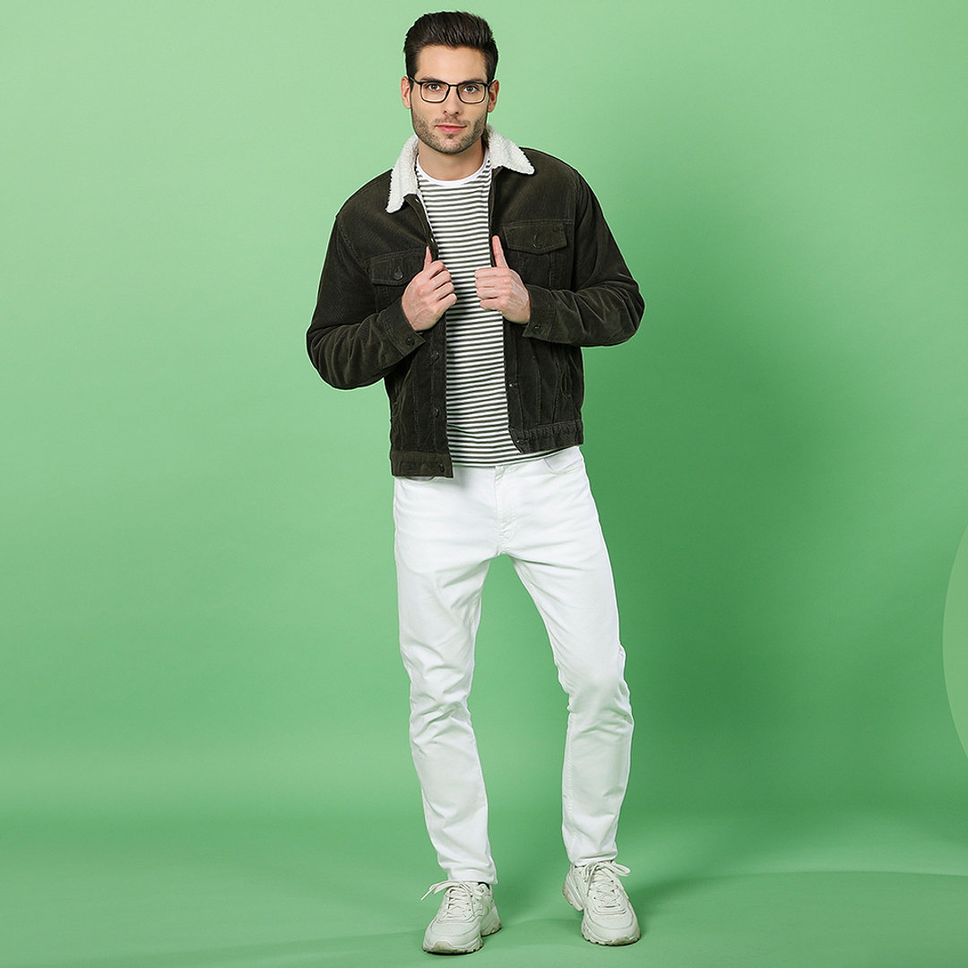 Lenskart Air Black Full Rim Square left side