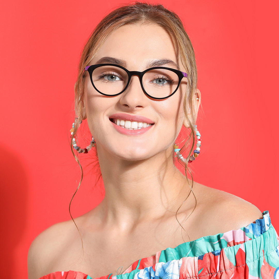 Vincent Chase Online Black Full Rim Cat Eye left side