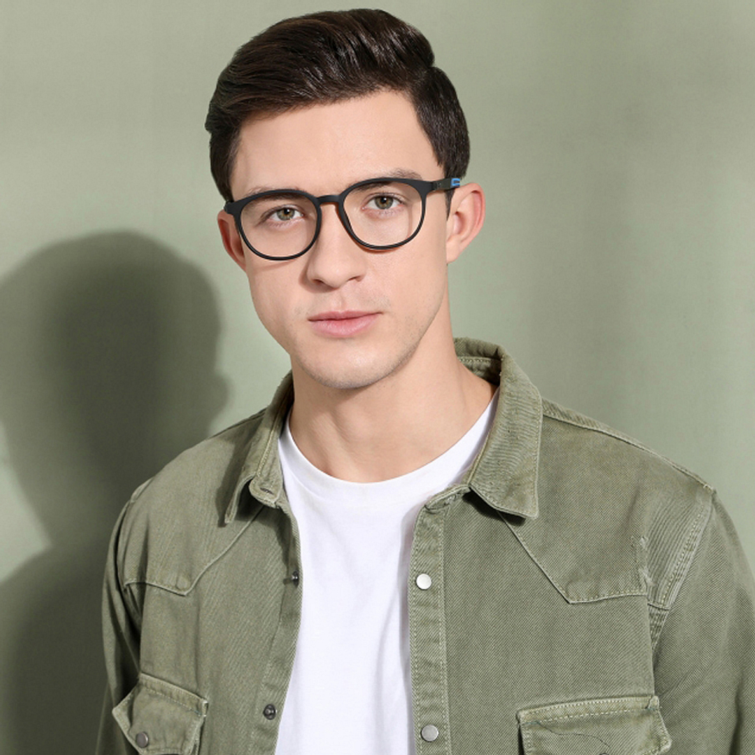 Lenskart Air Online Black Full Rim Round right side