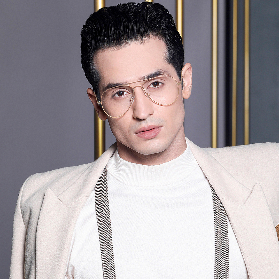 Vincent Chase Online Gold Full Rim Aviator right side