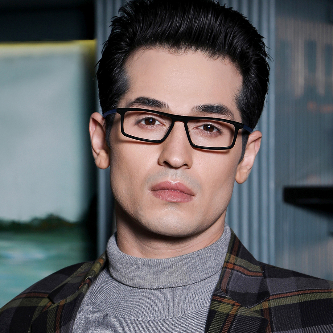 Vincent Chase Online Black Full Rim Rectangle left side