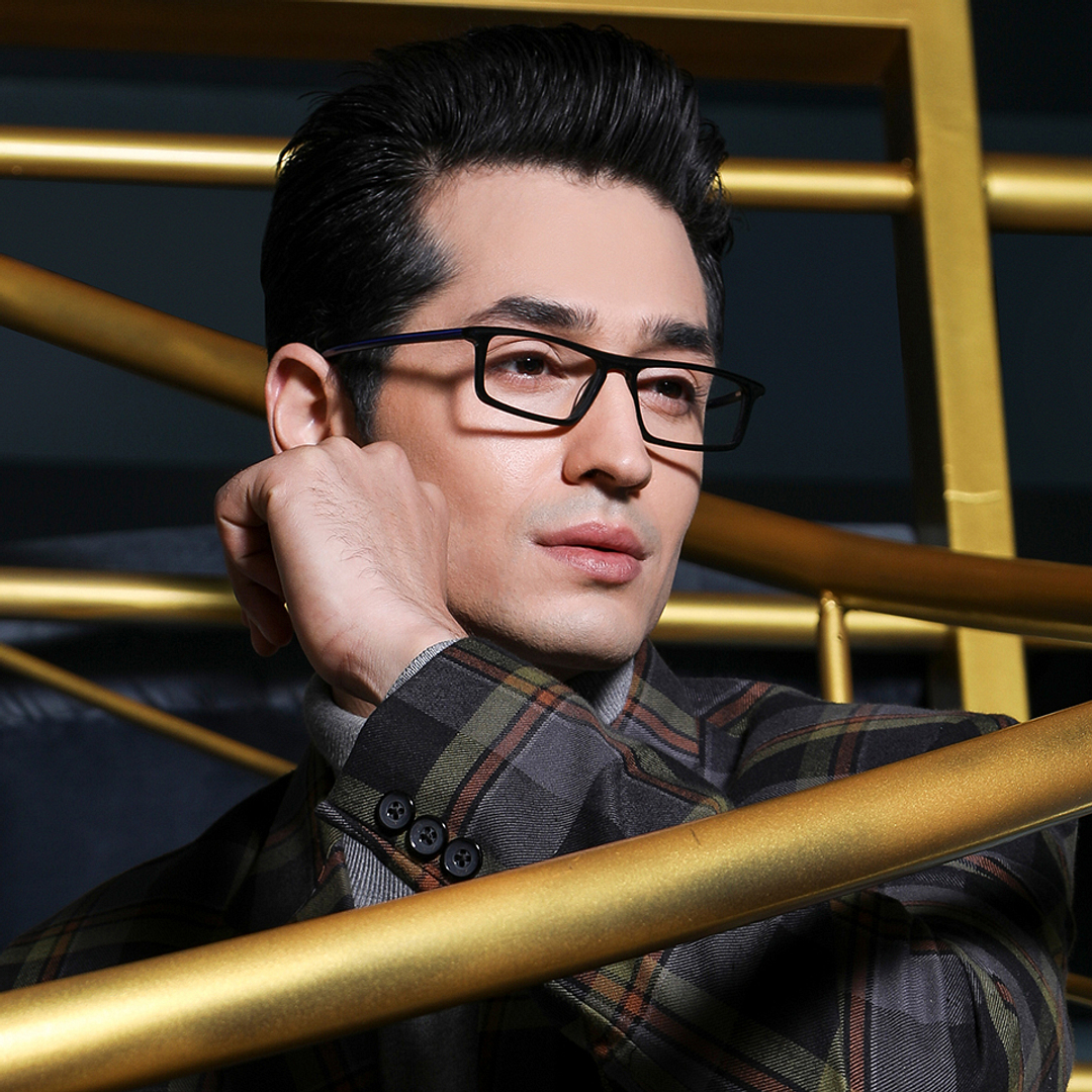 Vincent Chase Online Black Full Rim Rectangle left side