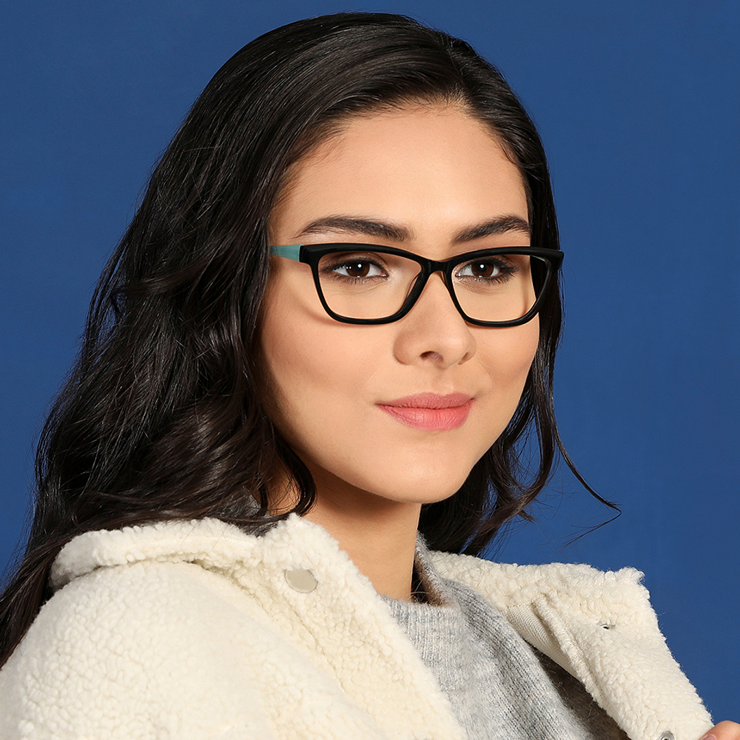 Vincent Chase Online Black Full Rim Cat Eye left side