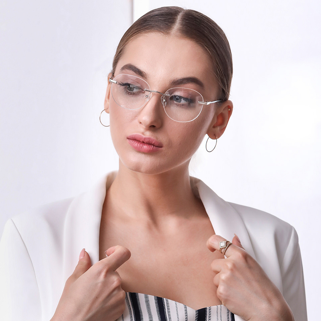 Vincent Chase Online Silver Rimless Round left side