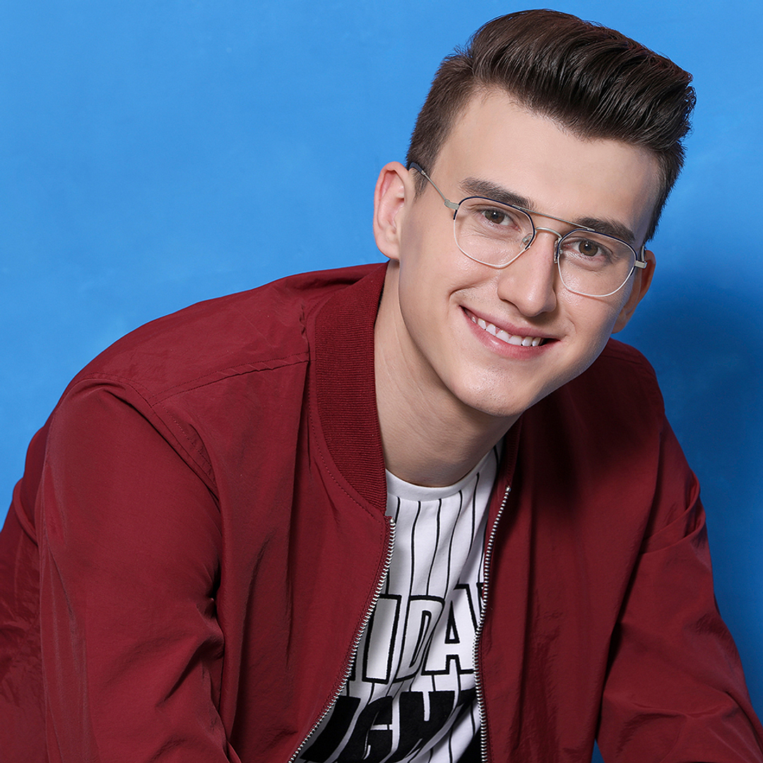 Vincent Chase Online Silver Half Rim Geometric right side