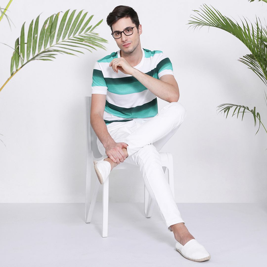 Vincent Chase Online Black Full Rim Rectangle left side