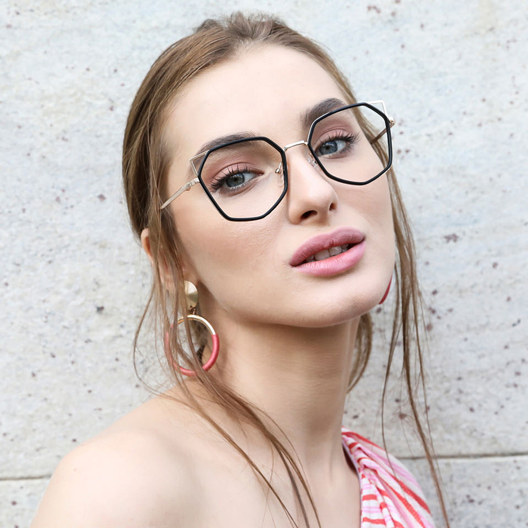 Lenskart Air Online Black Full Rim Hexagonal right side