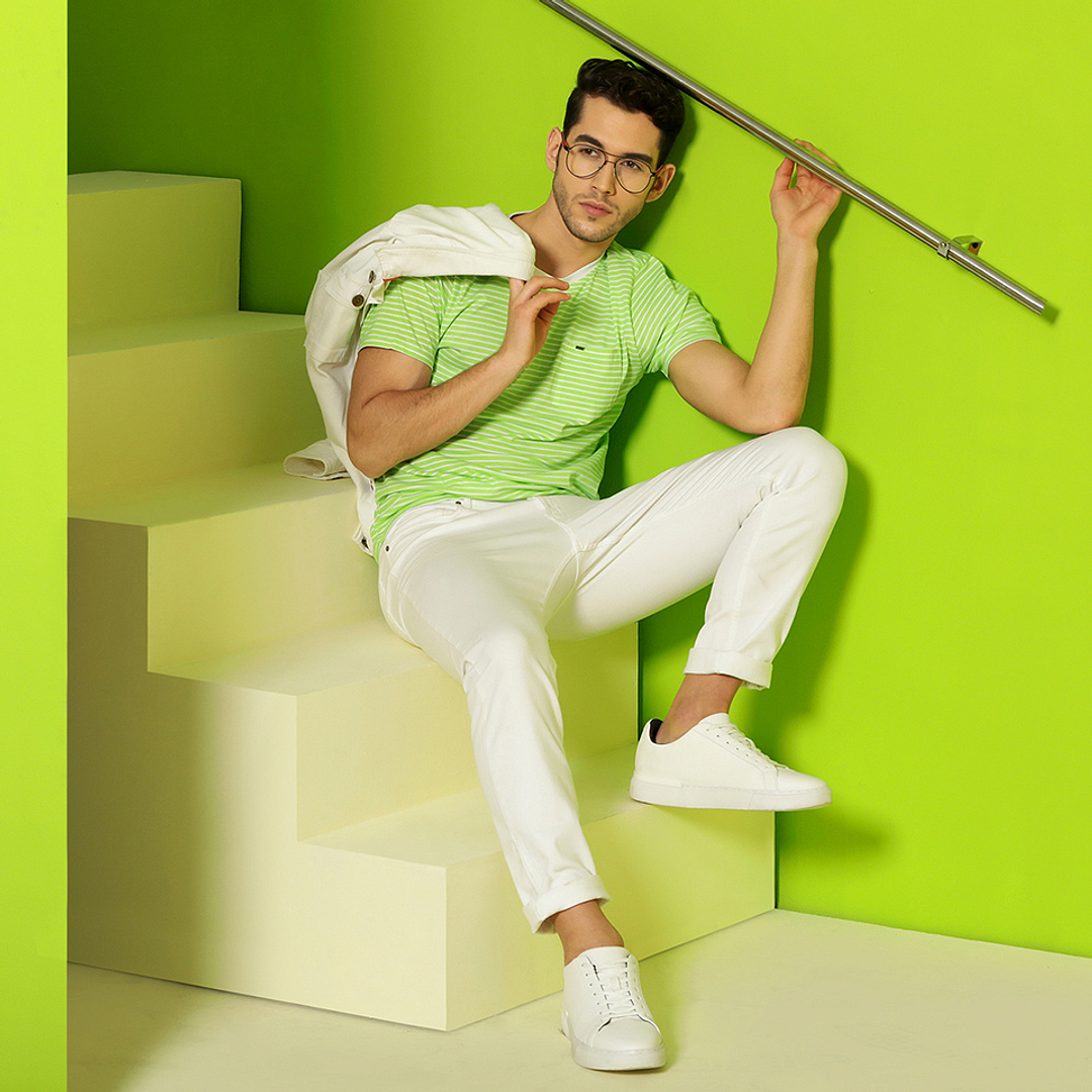 Lenskart Air Online Black Full Rim Aviator right side