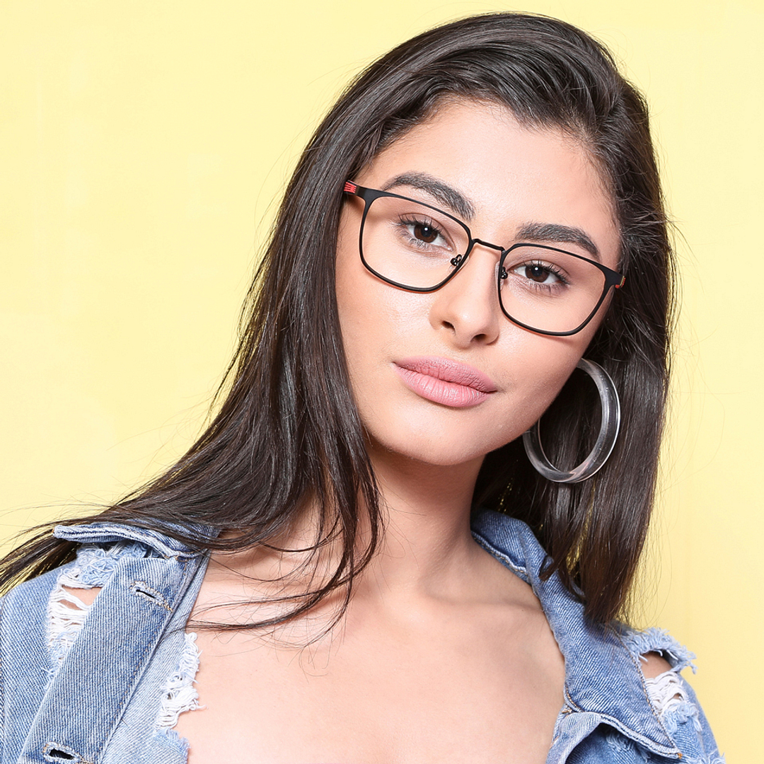 Lenskart Air Online Black Full Rim Square right side