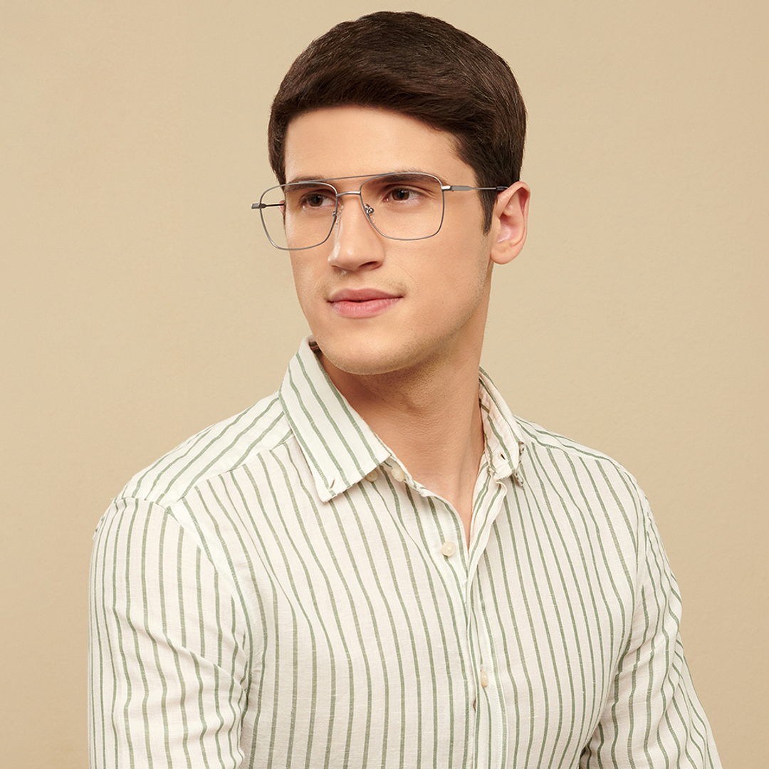 Vincent Chase Online Mid Gunmetal Full Rim Square left side