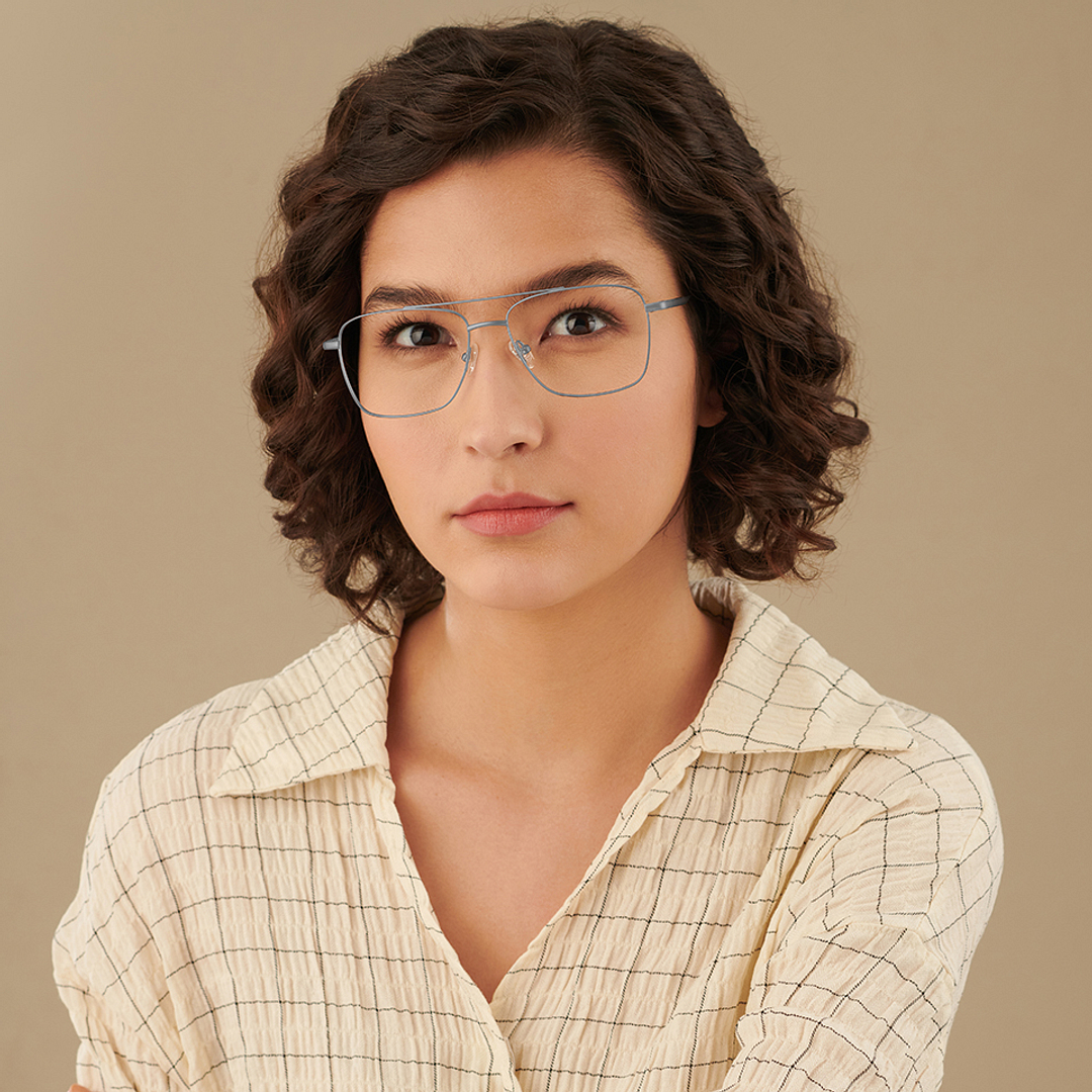 Vincent Chase Online Mid Gunmetal Full Rim Square right side