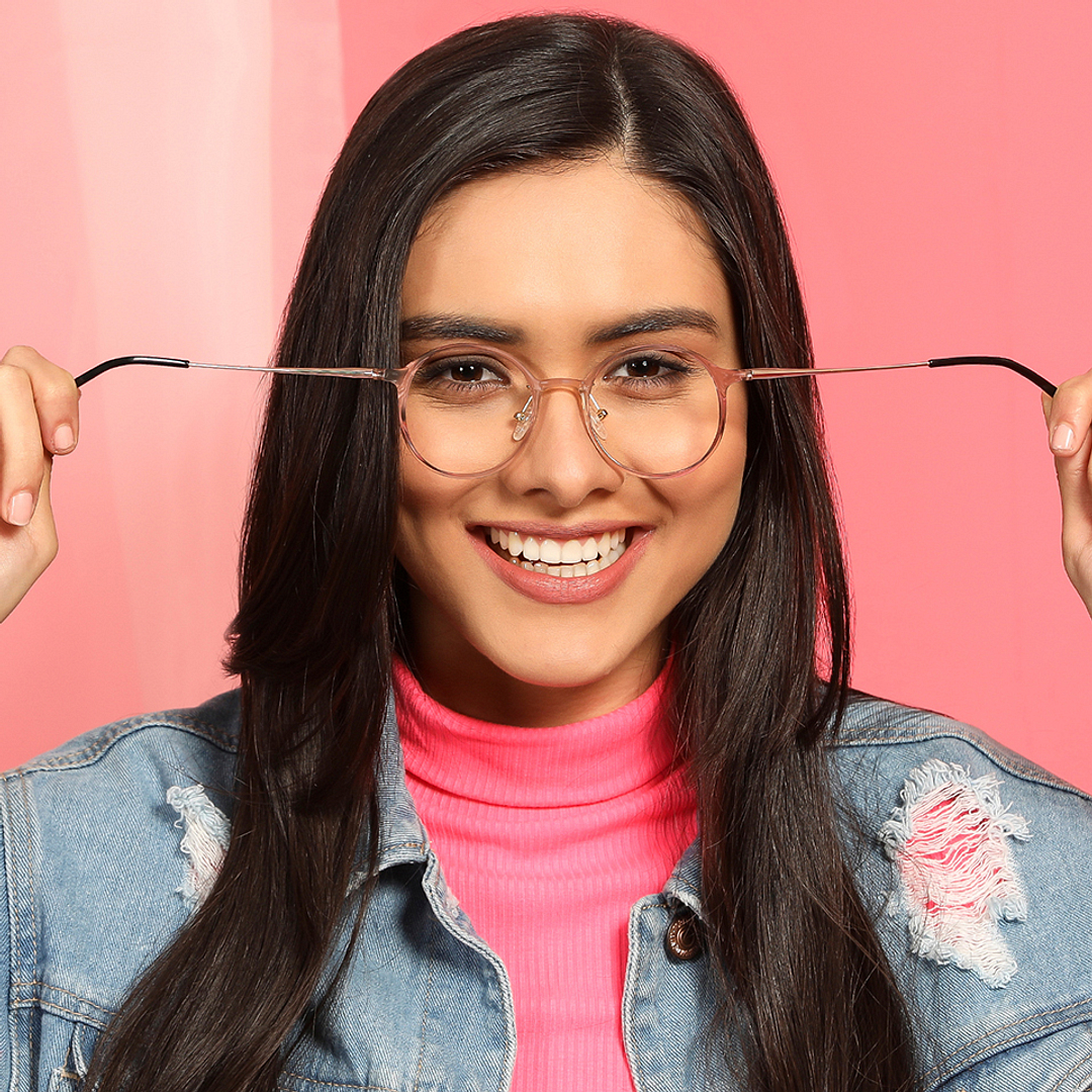 Lenskart Air Online Pink Transparent Full Rim Round right side