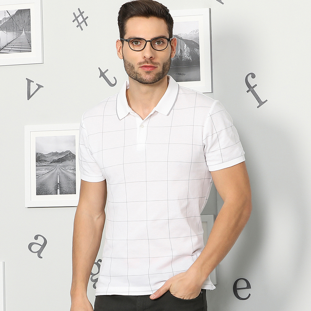 Lenskart Air Online Black Full Rim Round right side