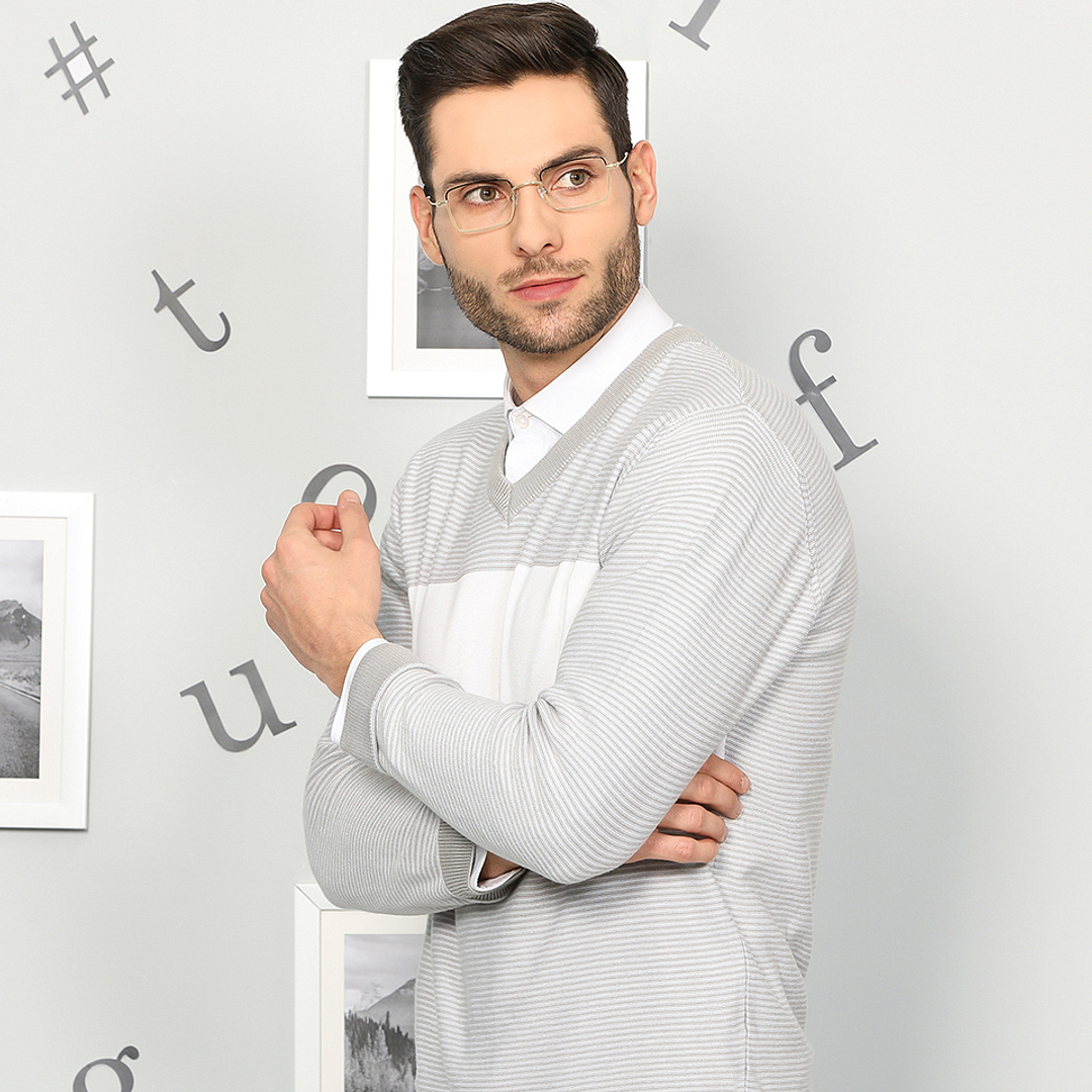 Vincent Chase Online Gold Full Rim Rectangle right side