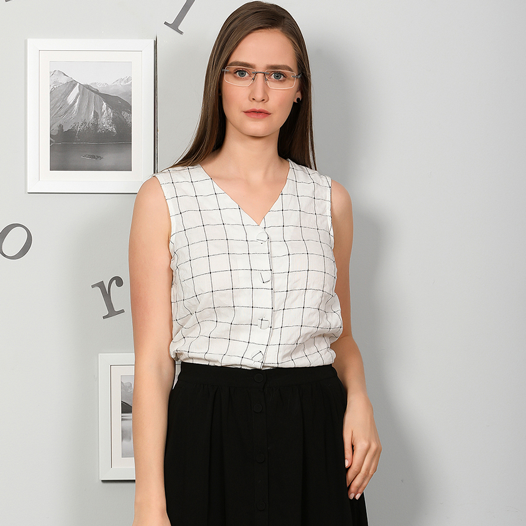 Lenskart Air Online Black Rimless Rectangle right side