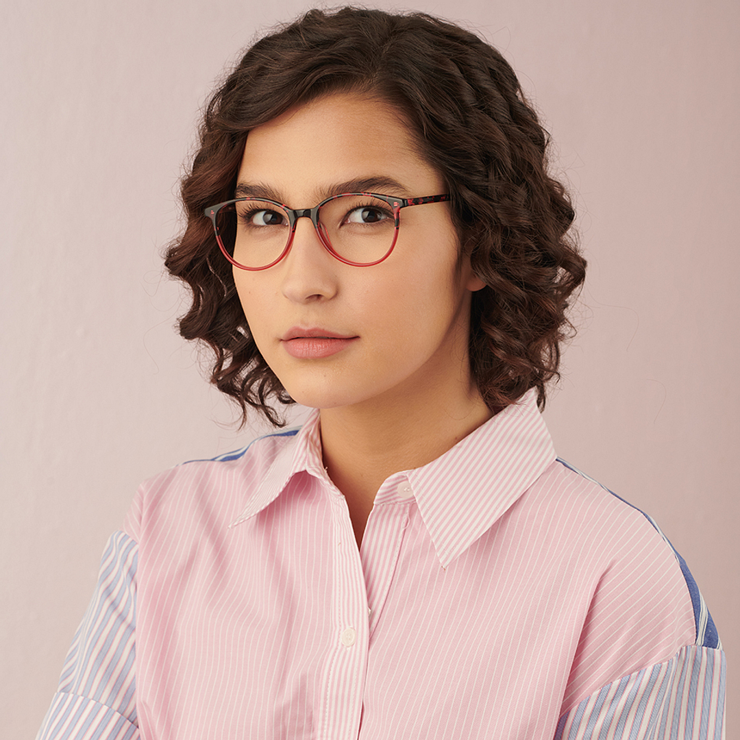 Vincent Chase Online Red Full Rim Cat Eye left side