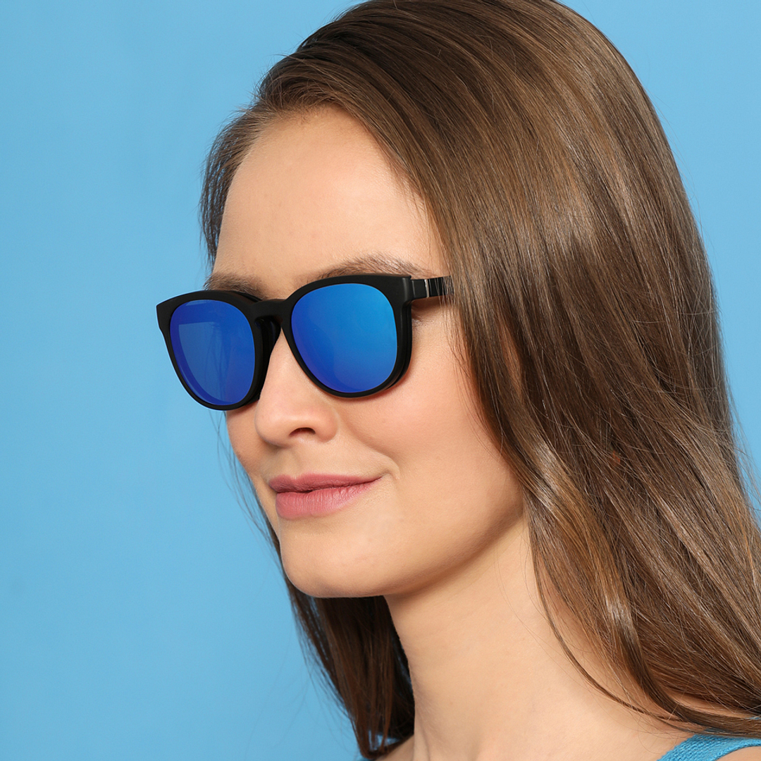 Lenskart Air Online Black Full Rim Round right side