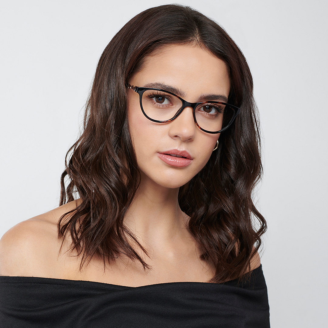 Vincent Chase Online Light Brown Full Rim Cat Eye right side
