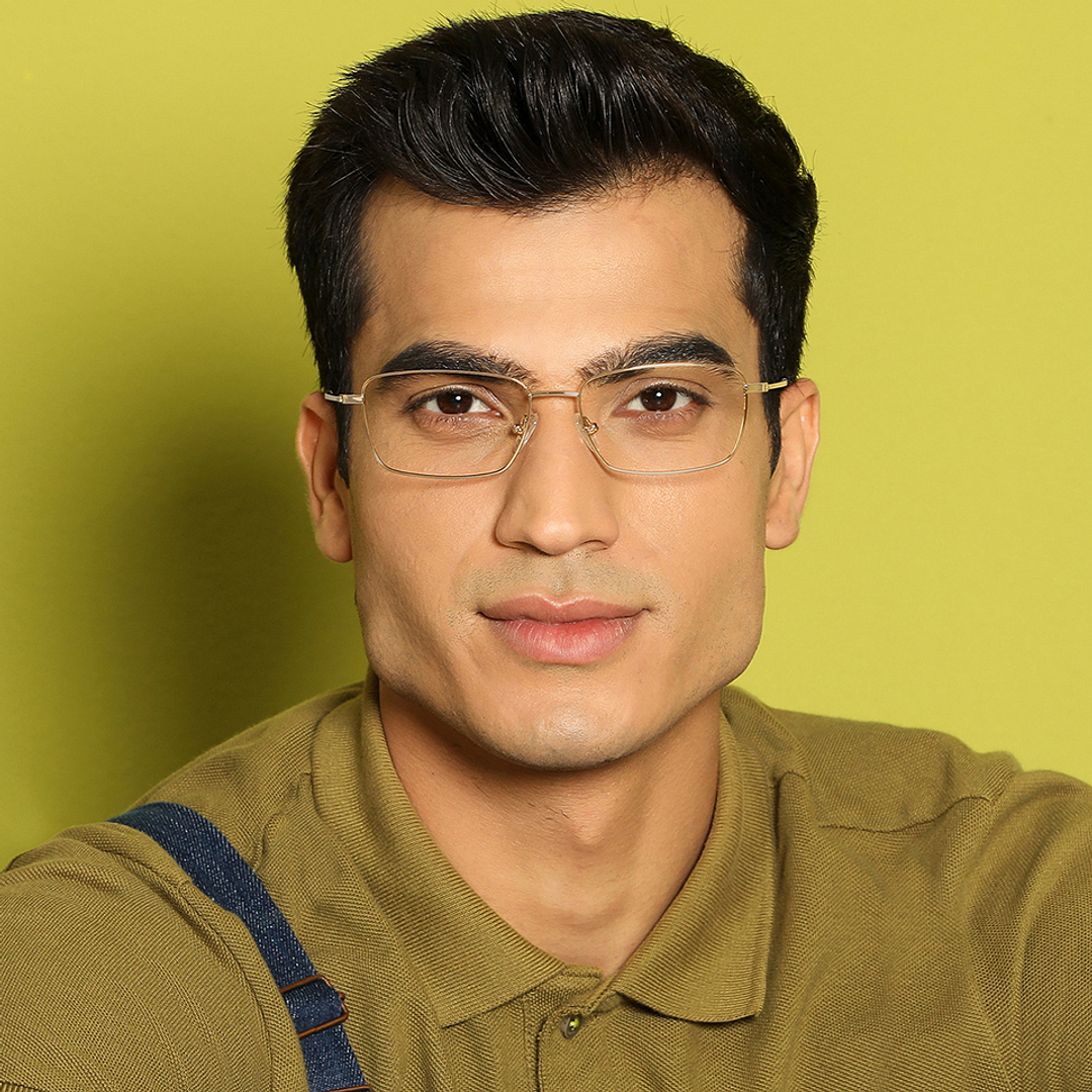 Vincent Chase Online Gold Full Rim Rectangle right side