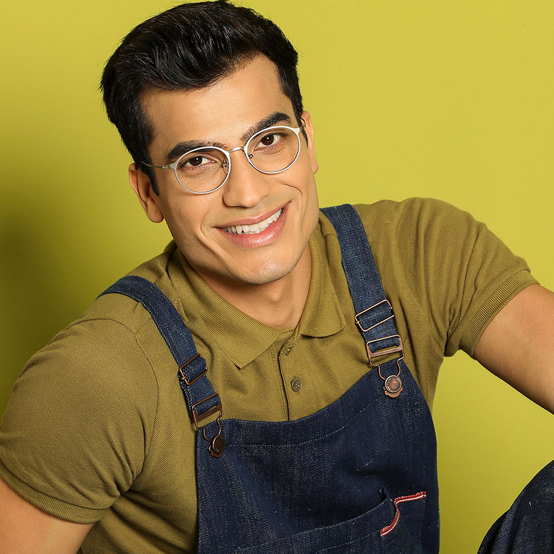 Vincent Chase Online Silver Full Rim Round left side