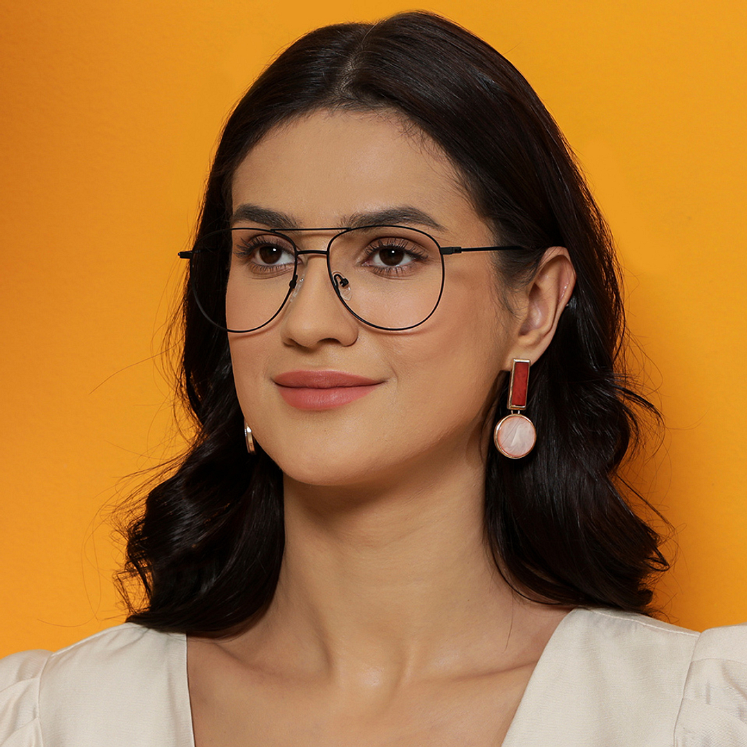 Vincent Chase Black Full Rim Aviator right side