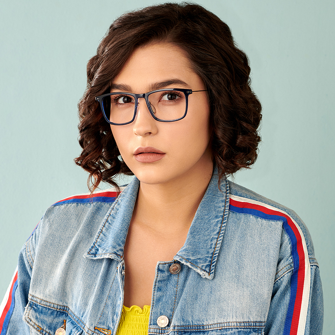 Lenskart BLU Screen Glasses Blue Block Zero Power Screen Glasses: Blue Transparent Black White Full Rim Round Lenskart BLU LB E13533-C2 right side