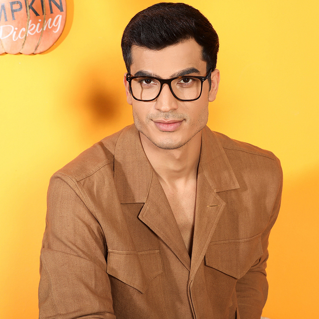 Vincent Chase Online Light Brown Full Rim Square left side