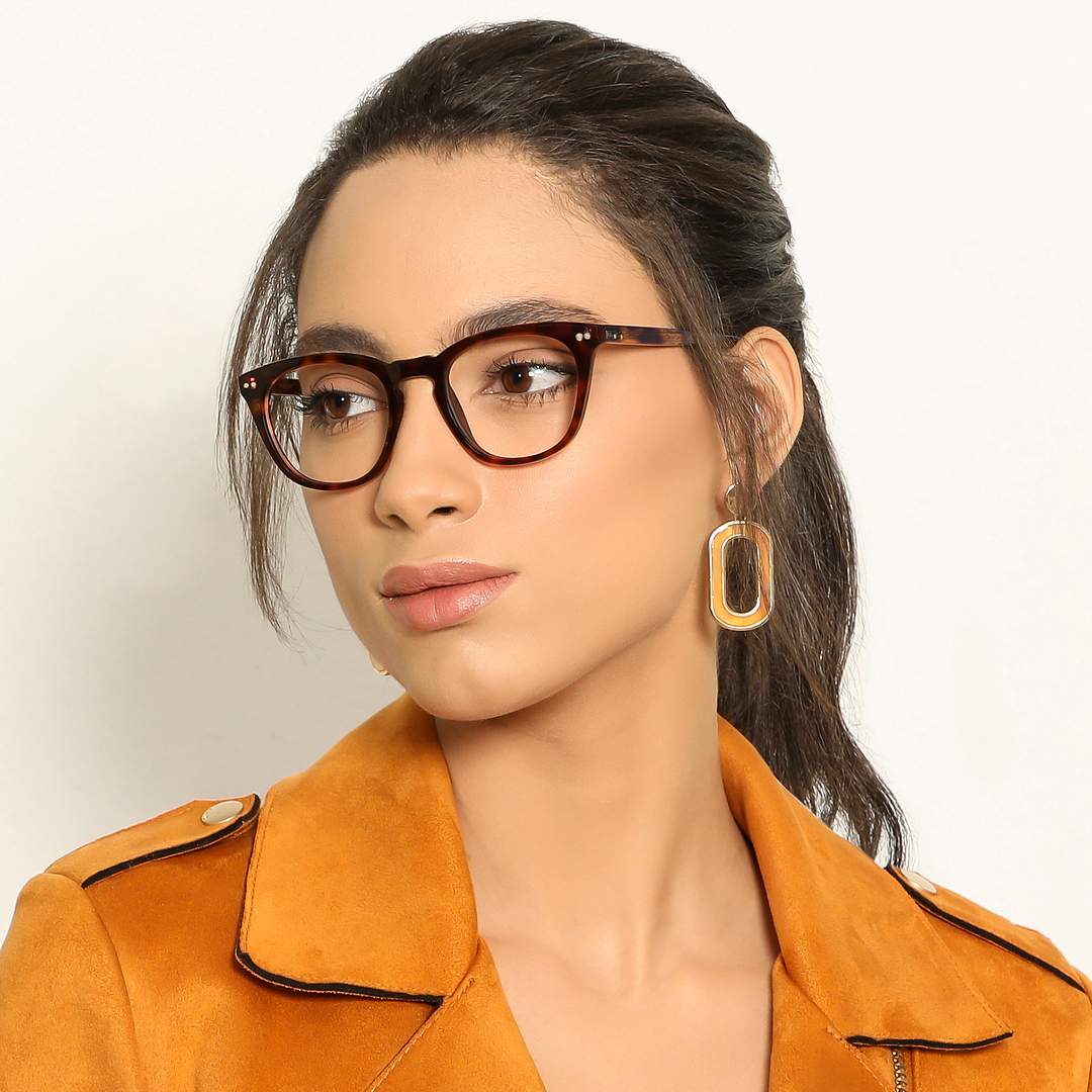 Vincent Chase Online Light Brown Full Rim Cat Eye left side