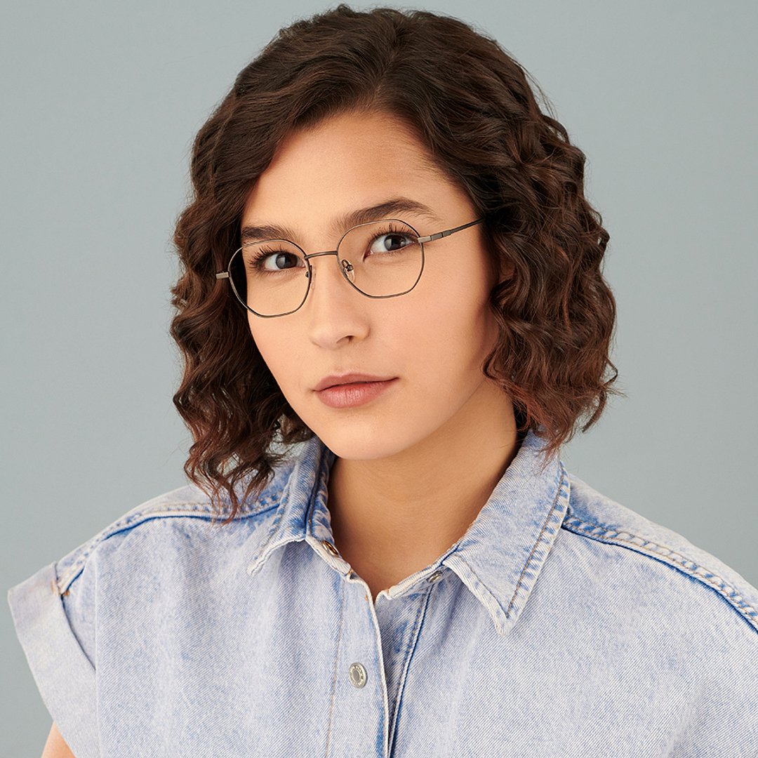 Vincent Chase Mid Gunmetal Full Rim Geometric right side