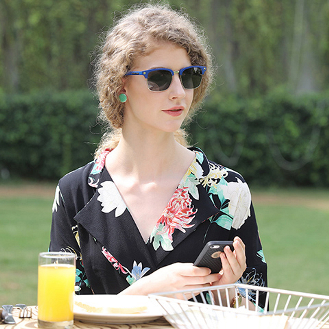 Vincent Chase Online Silver Full Rim Clubmaster left side