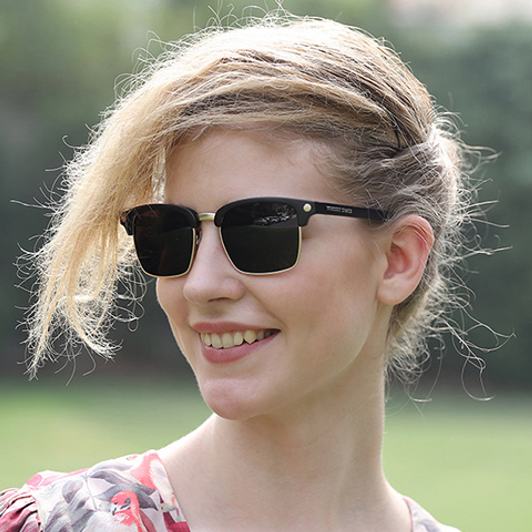 Vincent Chase Online Gold Full Rim Clubmaster right side