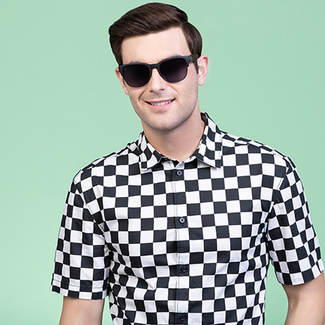 Vincent Chase Online Black Full Rim Clubmaster right side